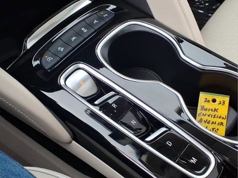 Used 2023 Buick Envision Avenir image 15