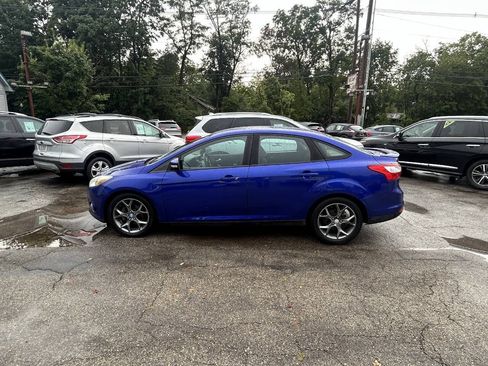 Used 2013 Ford Focus SE FWD image 4
