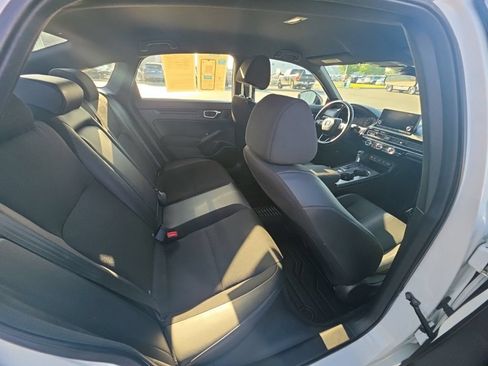 Used 2025 Honda Civic Sport image 29