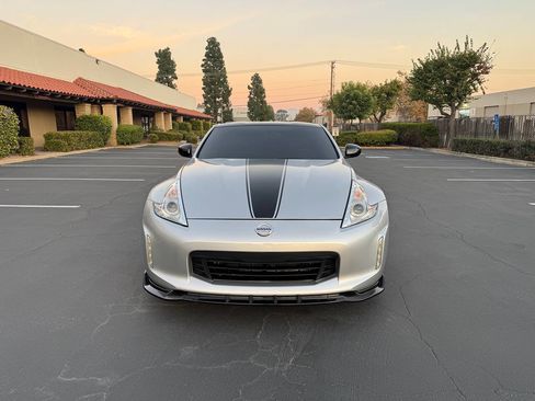 Used 2014 Nissan 370Z Touring w/ Sport Package image 8