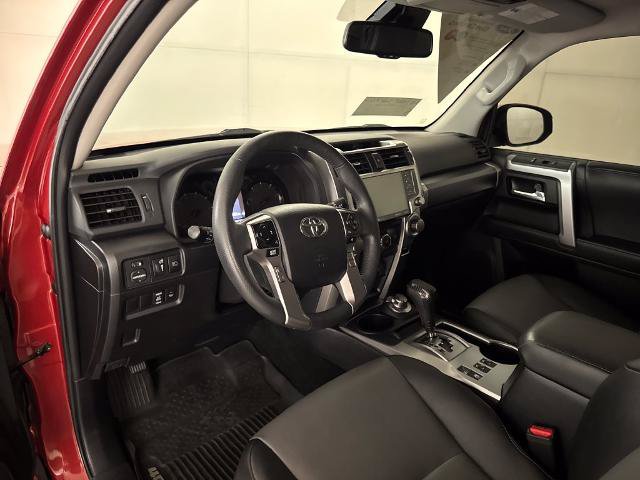 Used 2022 Toyota 4Runner SR5 Premium AWD/4WD image 4
