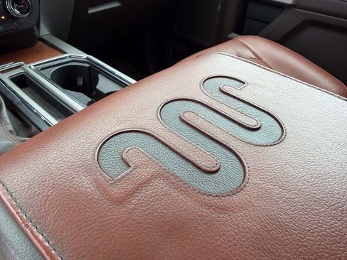 Used 2018 Ford F150 King Ranch image 15