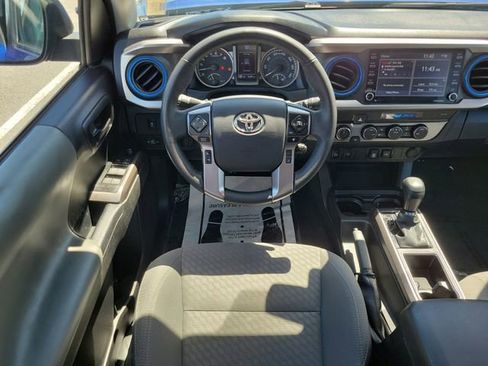 Used 2023 Toyota Tacoma SR5 w/ Technology Package AWD/4WD image 12
