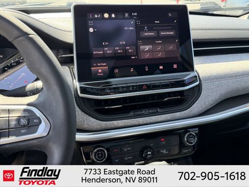 Used 2023 Jeep Compass Latitude w/ Sun and Sound Group AWD/4WD image 27