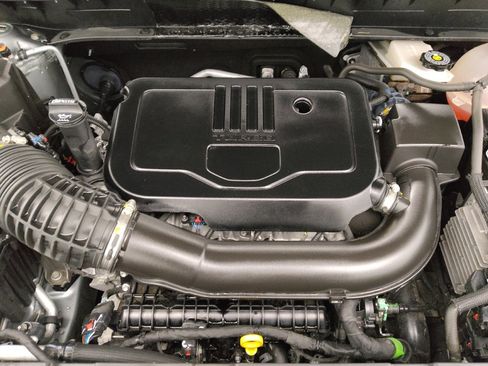 Used 2024 Chevrolet Blazer LT w/ Convenience Package FWD image 30