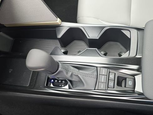 New 2026 Toyota Camry SE FWD image 24