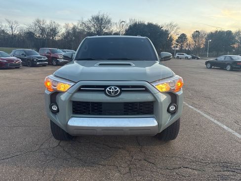 Used 2023 Toyota 4Runner TRD Off-Road Premium w/ Moonroof Package image 2