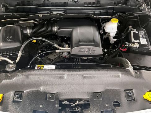 Used 2024 RAM 1500 Classic SLT AWD/4WD image 30