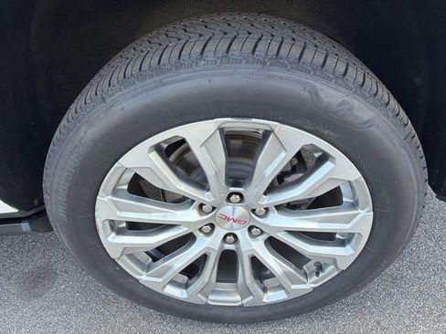 Used 2023 GMC Yukon XL Denali AWD/4WD image 20