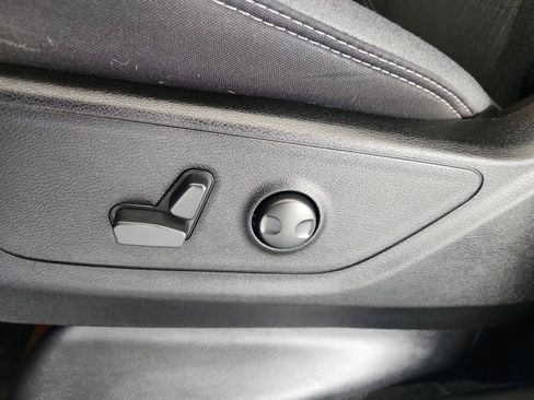 Used 2023 RAM 1500 Big Horn RWD image 14