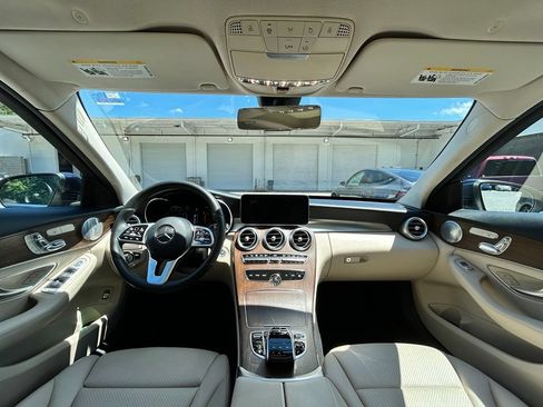 Used 2021 Mercedes-Benz C 300 4MATIC Sedan w/ Premium Package image 10
