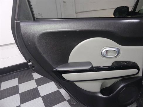Used 2017 Kia Soul + w/ Primo Package image 25