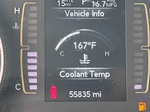 Used 2021 Jeep Cherokee Latitude AWD/4WD image 18