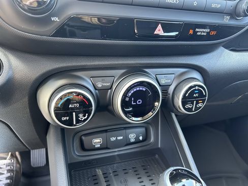 New 2026 Hyundai Venue SEL FWD image 25