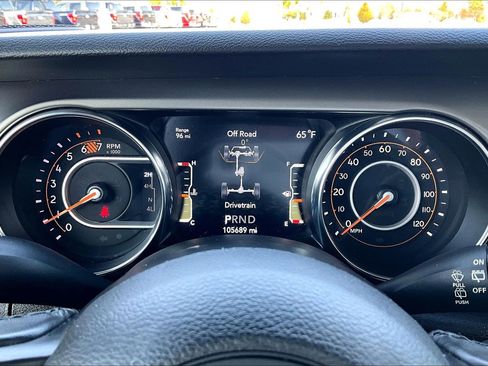 Used 2021 Jeep Wrangler Unlimited Sport image 13