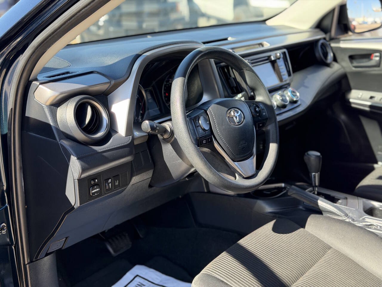 Used 2017 Toyota RAV4 LE w/ Carpet Mat Package FWD image 17