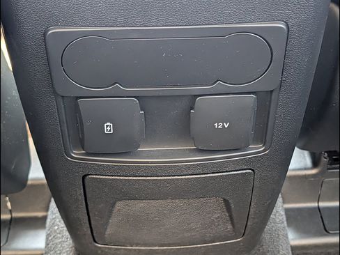 Certified 2023 Ford Explorer XLT AWD/4WD image 35