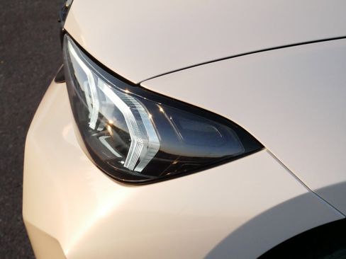 Used 2023 BMW M340i xDrive image 16