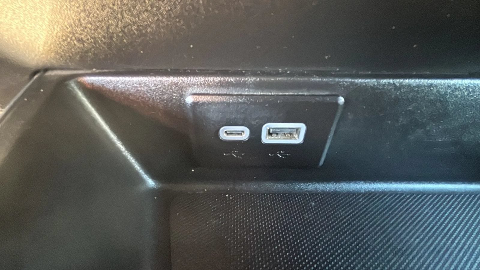 Used 2024 Chevrolet Brightdrop 600 w/ Battery Pack, Max Range AWD/4WD image 16
