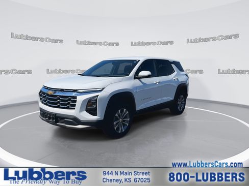 Used 2025 Chevrolet Equinox LT FWD image 4