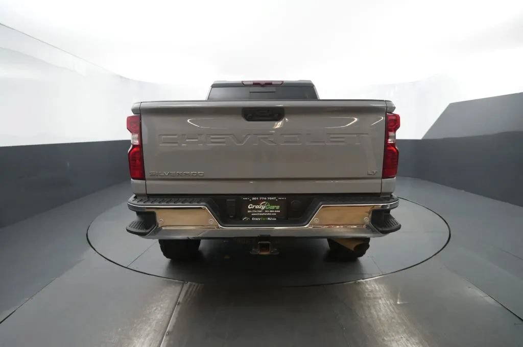 Used 2024 Chevrolet Silverado 2500 LT AWD/4WD image 4