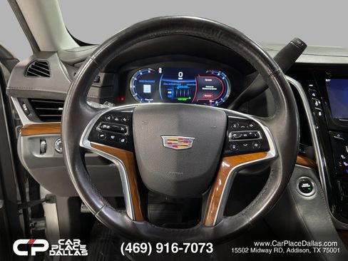 Used 2020 Cadillac Escalade ESV Luxury RWD image 36