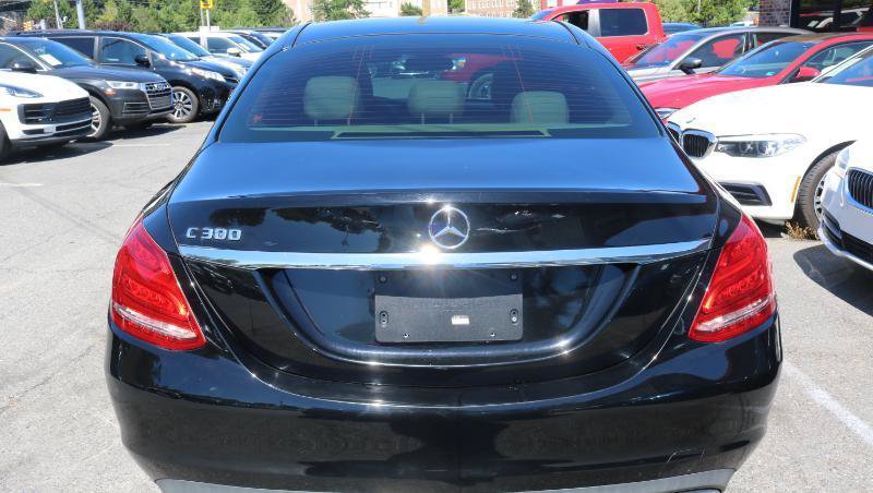 Used 2018 Mercedes-Benz C 300 Sedan w/ Premium Package image 6