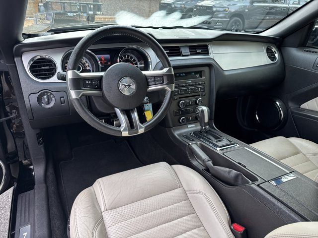 Used 2013 Ford Mustang Premium RWD image 21