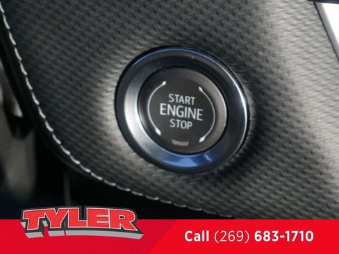 New 2026 Chevrolet Equinox LT w/ Convenience Package II image 30