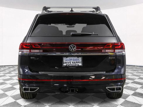 Used 2024 Volkswagen Atlas SEL Premium R-Line image 20