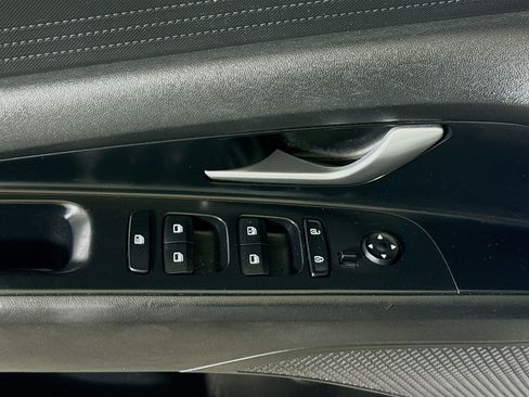 Used 2021 Hyundai Elantra SEL image 24