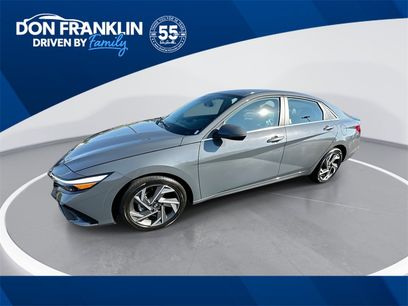 Used 2025 Hyundai Elantra Limited
