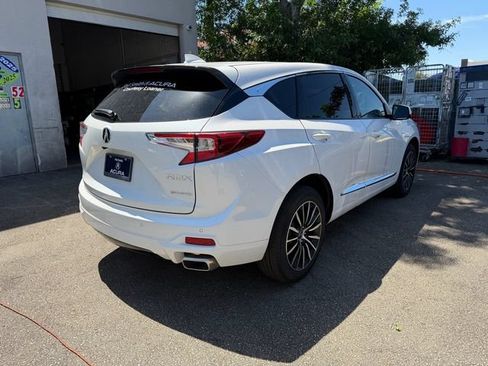 Certified 2025 Acura RDX SH-AWD w/ Advance Package image 6