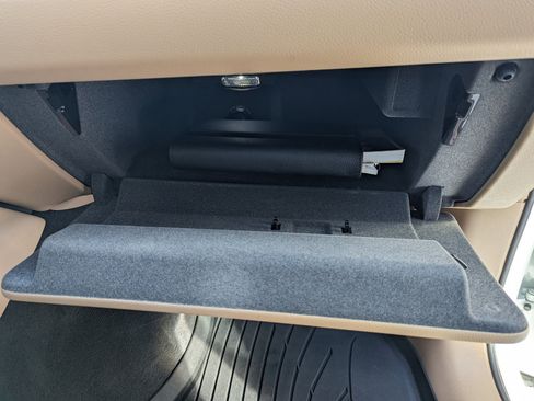 Used 2020 Porsche Macan image 33