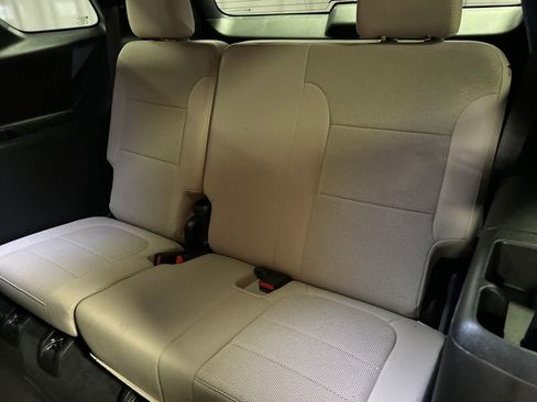 Used 2023 Chevrolet Traverse LS w/ Safety Package image 24