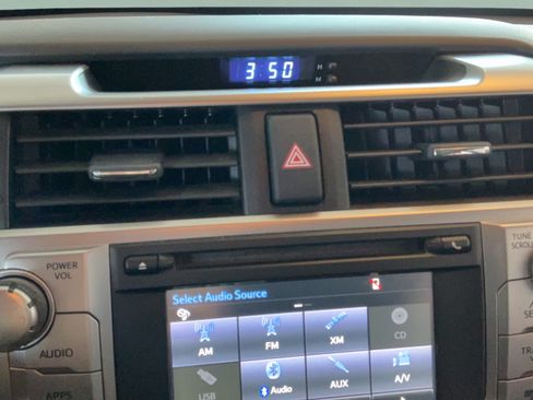 Used 2014 Toyota 4Runner SR5 RWD image 14
