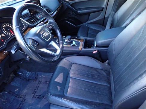 Used 2018 Audi Q5 2.0T Premium w/ Convenience Package image 11