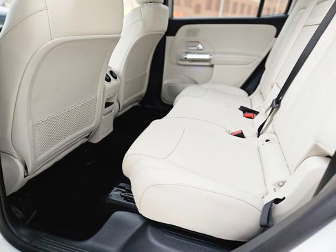 New 2026 Mercedes-Benz GLB 250 4MATIC image 14