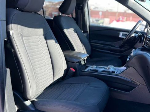 Used 2020 Ford Explorer XLT w/ Class III Trailer Tow Package image 25