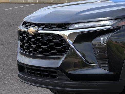 New 2026 Chevrolet Trax LS w/ LS Convenience Package FWD image 13