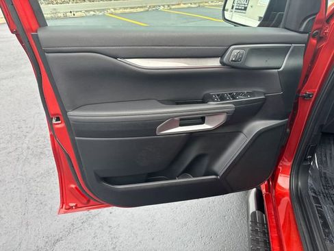 Used 2024 Ford Ranger Lariat image 10