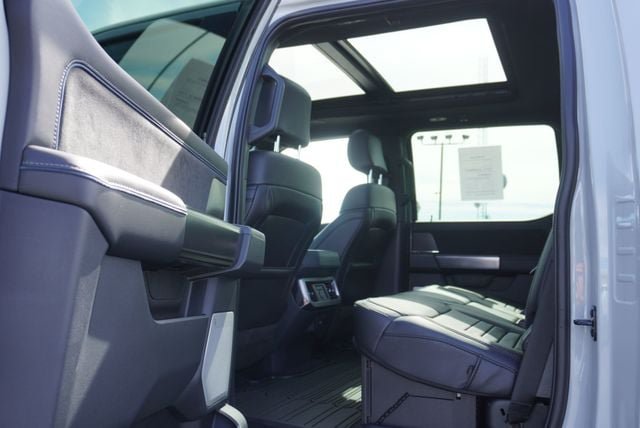 Used 2026 Ford F350 Platinum AWD/4WD image 21