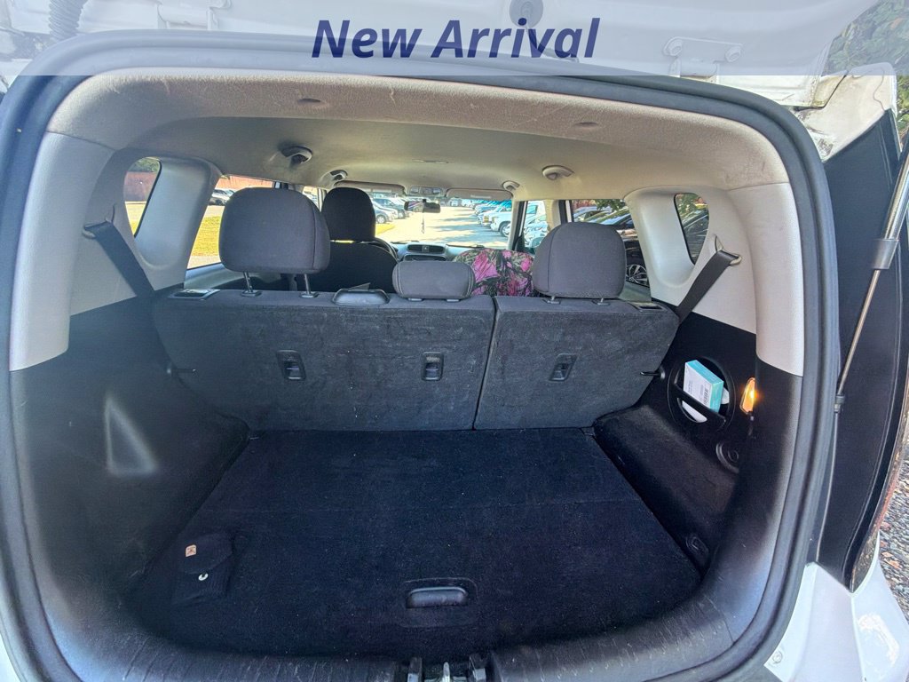 Used 2016 Kia Soul FWD image 9