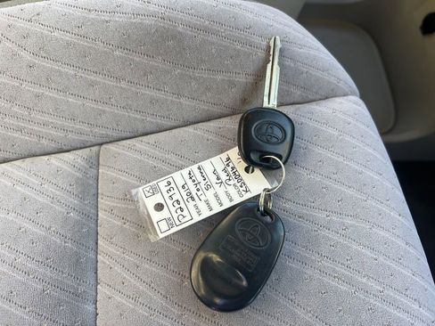 Used 2019 Toyota Sienna LE image 21