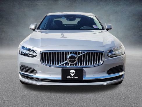 New 2024 Volvo S90 T8 Ultimate image 5