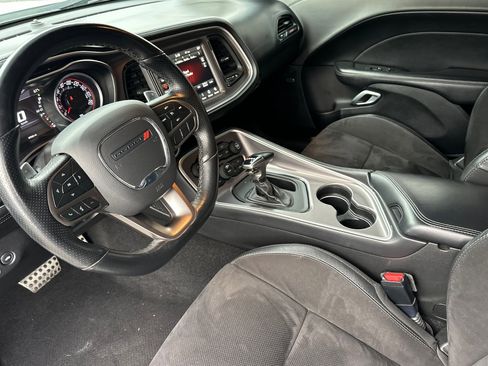 Used 2021 Dodge Challenger R/T Scat Pack image 10