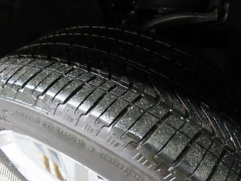 Used 2024 Chevrolet Tahoe High Country image 7