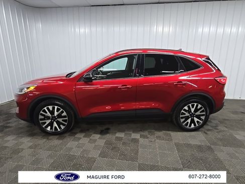 Used 2020 Ford Escape SE Sport image 5