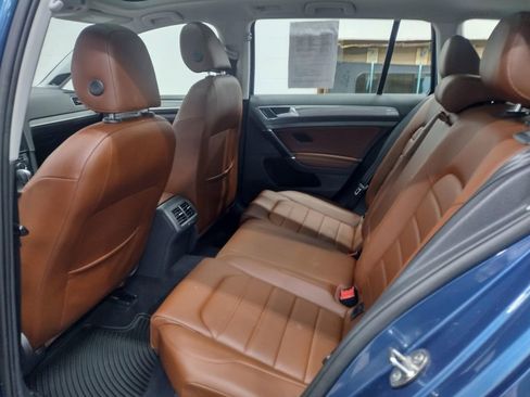 Used 2018 Volkswagen Golf Alltrack SEL image 23