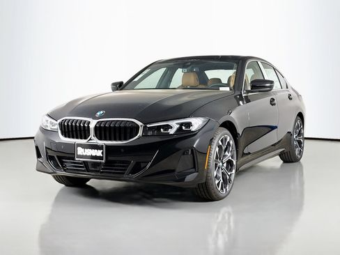 New 2026 BMW 330i xDrive Sedan w/ Premium Package AWD/4WD image 3